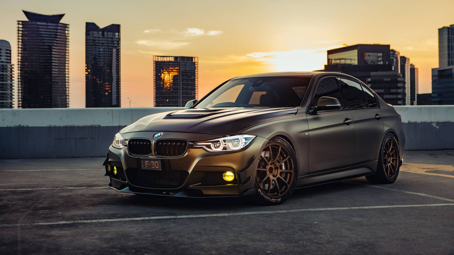 九游游戏中心-意甲关键战：尤文图斯VSAC米兰，冠军争夺白热化，尤文图斯vsac米兰视频直播